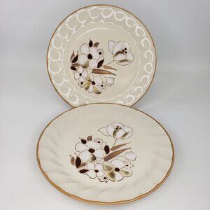 VINTAGE FELICITY SCULPTURA HEARTHSIDE STONEWARE JAPAN 2 DINNER PLATES  10 1/2"